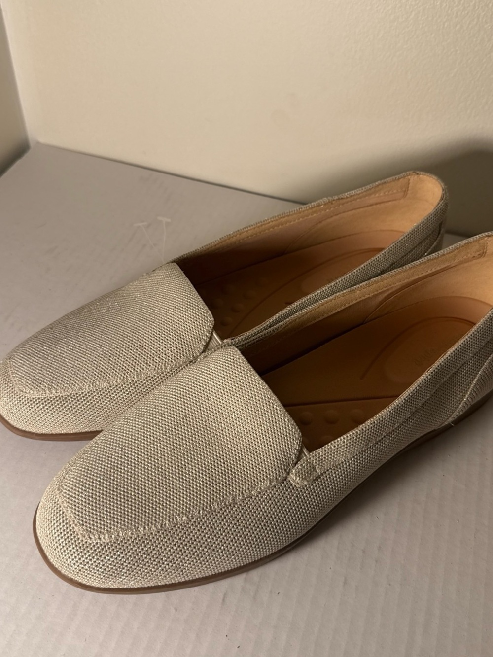 Easy Spirit Devitt Casual Flats BRAND NEW NO TAGS